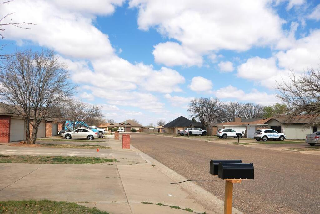 Lubbock Haven 3Beds, 3 Baths Apartment Exterior photo