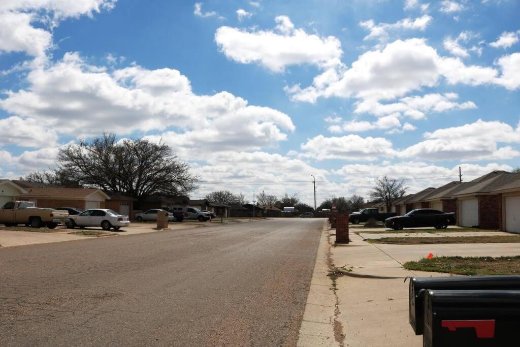 Lubbock Haven 3Beds, 3 Baths Apartment Exterior photo